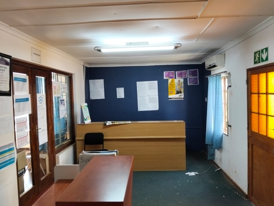 To Let Commercial Property for Rent in Mthata Eastern Cape